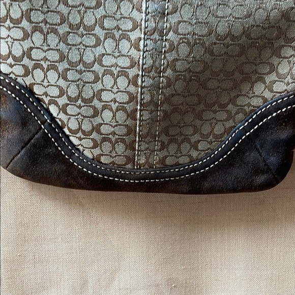 Vintage Coach Brown and Tan Crossbody - Picture 7 of 8